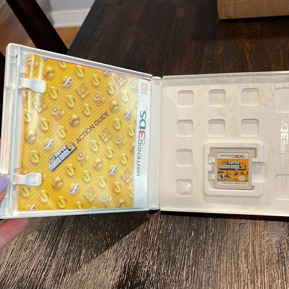 Nintendo 3Ds super Mario brothers 2 - Picture 2 of 2